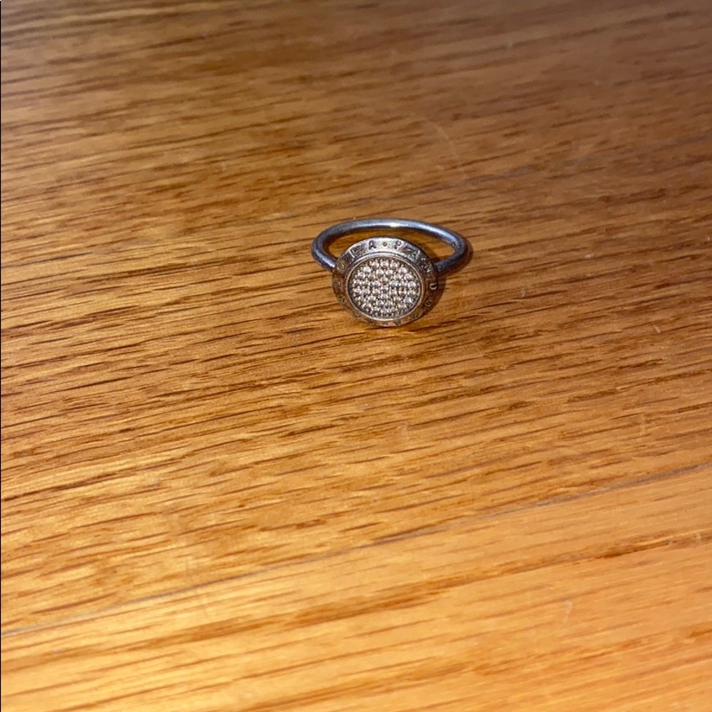 Pandora ring